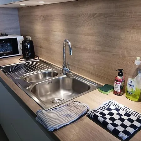 Appartement Jo Vlak Bij Zee Oostende